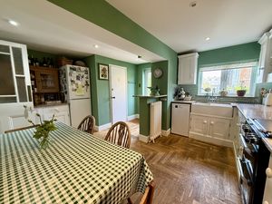 Photo 17- click for photo gallery